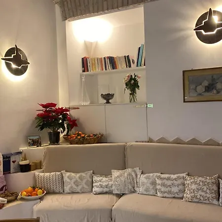 Casa Cavour * Rome